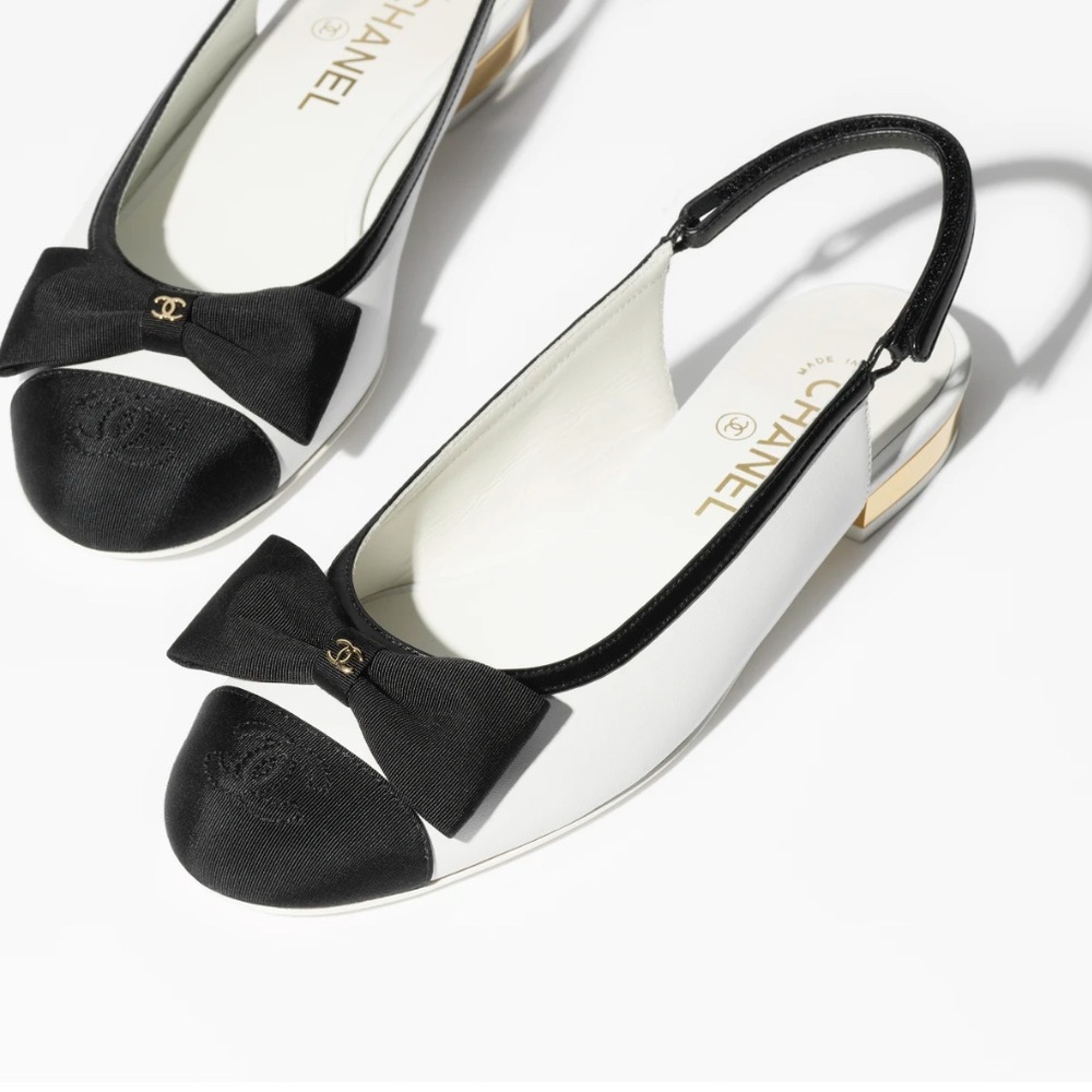 Chanel Slingback Ballet Flats Lambskin & Grosgrain White & Black 39 - Picture 2 of 16